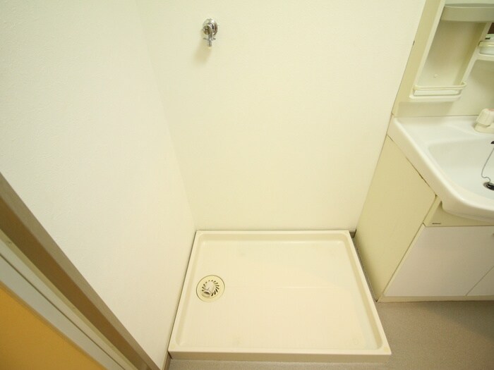 物件内観写真21　(洗濯機置場)