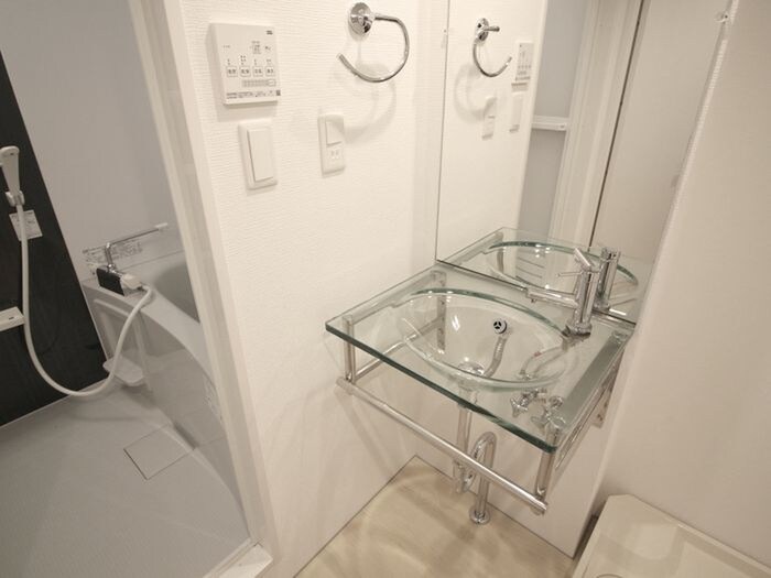 物件内観写真10　(洗面)