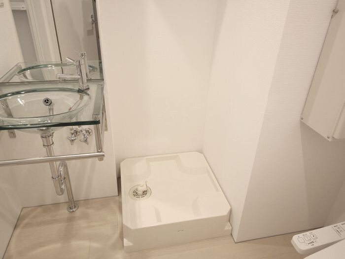 物件内観写真14　(洗濯機置場)