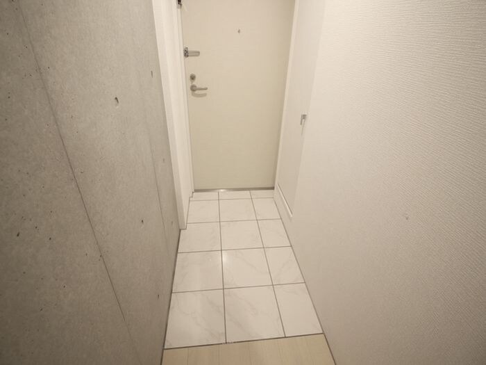 物件内観写真19　(玄関)
