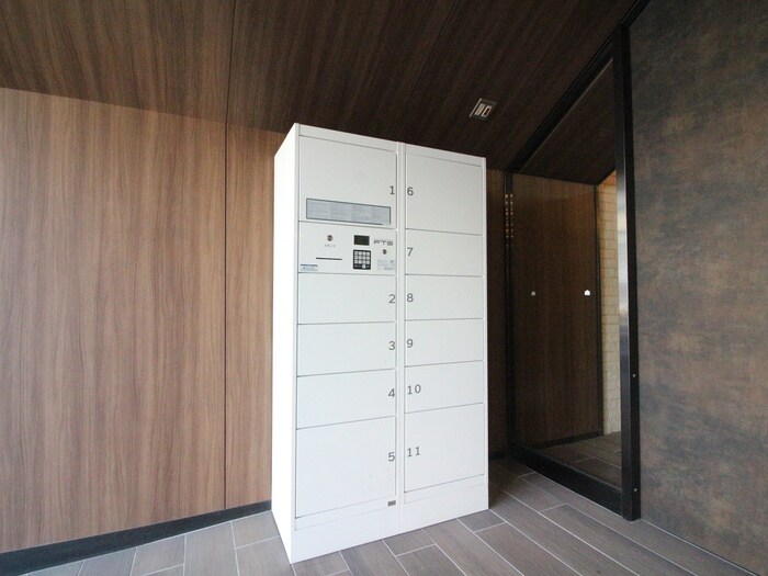 物件外観写真4　(建物設備)