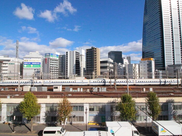 物件内観写真19　(室内からの展望)