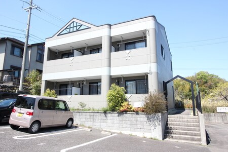 ﾌﾟﾘｵｰﾙ外観写真