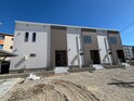 Rainbow Hills C