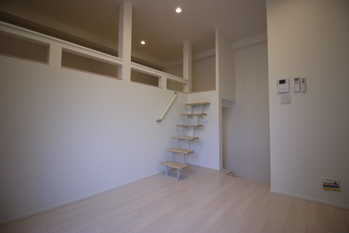 物件内観写真10　(居室)