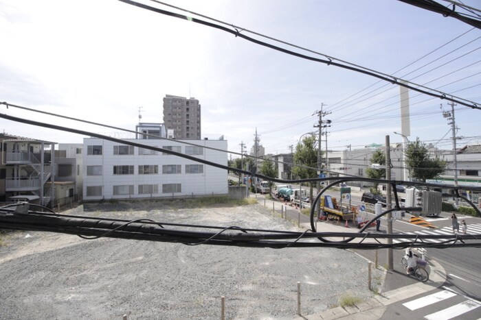 物件内観写真22　(室内からの展望)