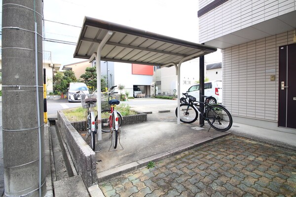 駐輪場