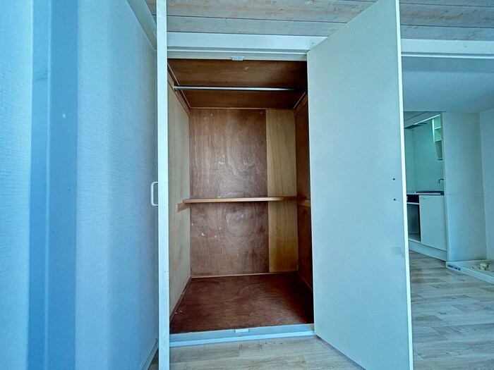 物件内観写真13　(収納)