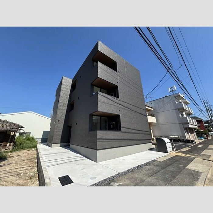 物件外観写真1　(外観写真)