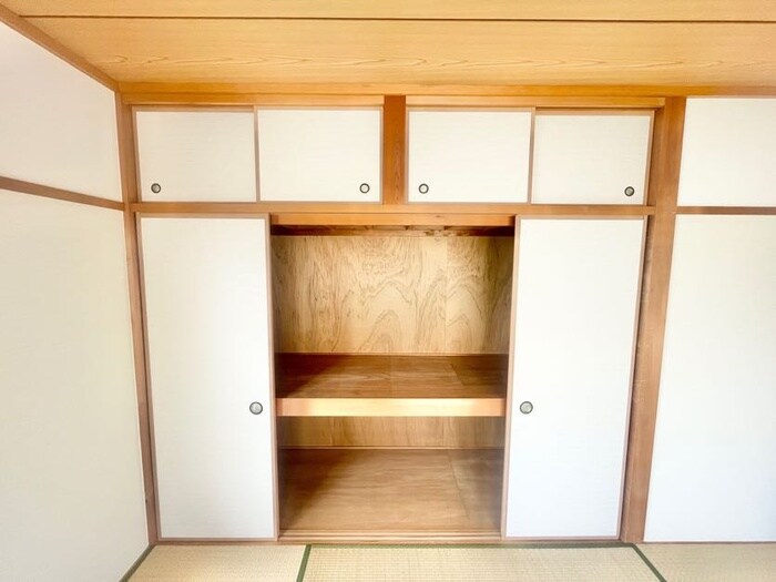 物件内観写真12　(収納)