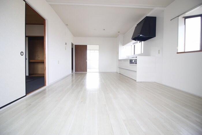 物件内観写真8　(居室)