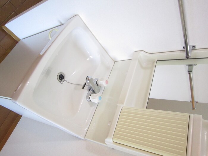 物件内観写真11　(洗面)