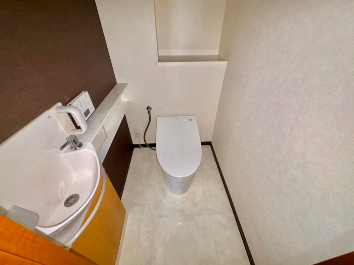 物件内観写真12　(トイレ)