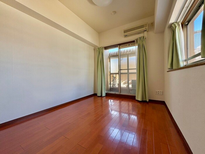 物件内観写真22　(居室)