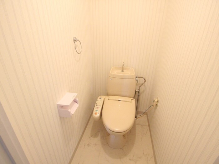 物件内観写真14　(トイレ)