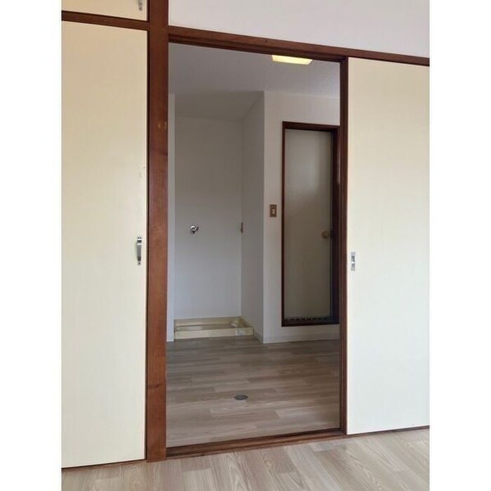 物件内観写真5　(居室)