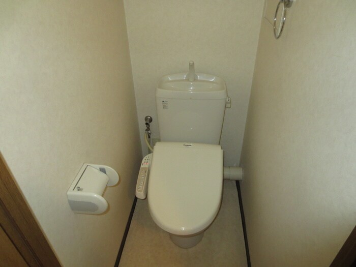 物件内観写真11　(トイレ)