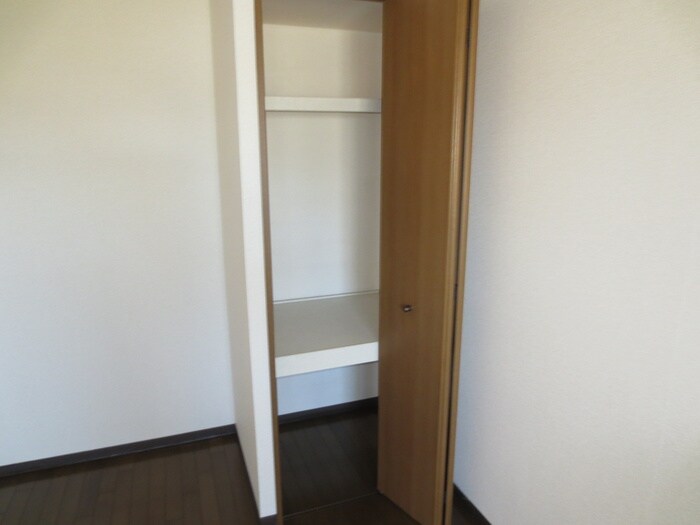 物件内観写真14　(収納)