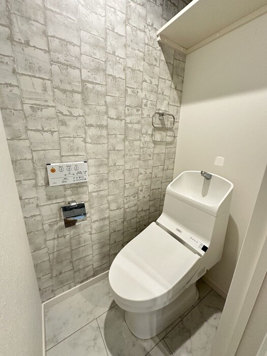 物件内観写真13　(トイレ)