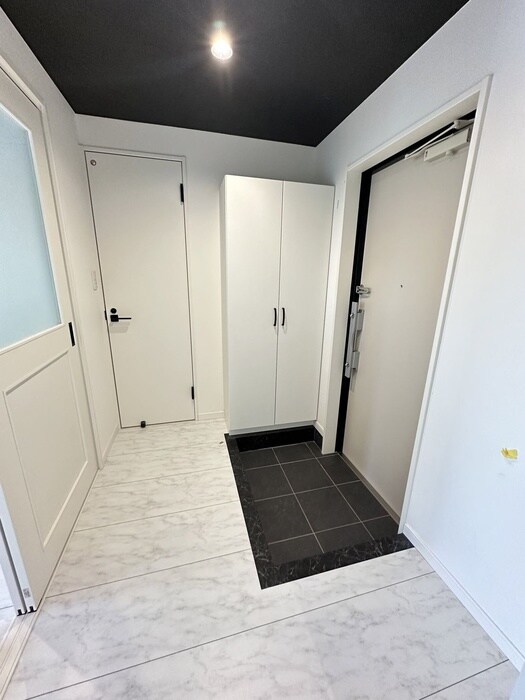 物件内観写真15　(玄関)