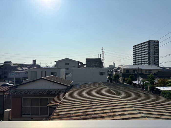 物件内観写真16　(室内からの展望)