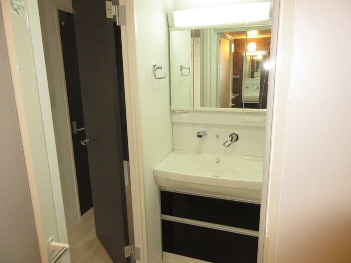 物件内観写真10　(洗面)