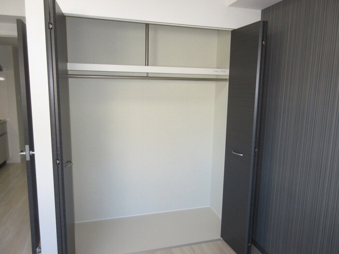 物件内観写真12　(収納)