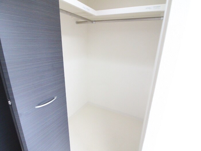 物件内観写真12　(収納)