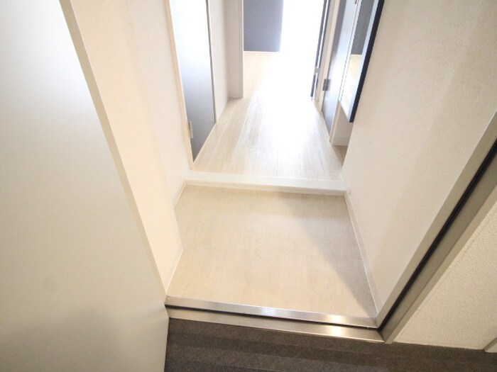 物件内観写真22　(玄関)