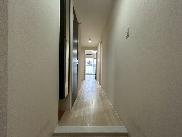 物件内観写真22　(玄関)