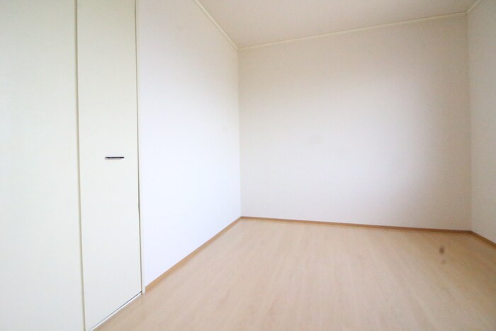 物件内観写真18　(居室)