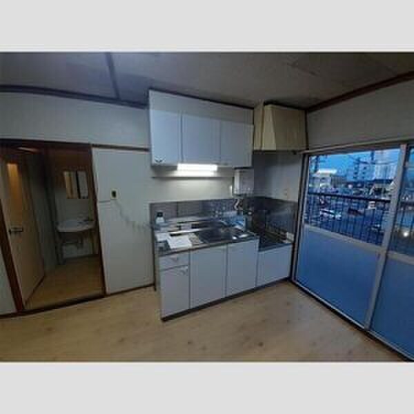 物件内観写真9　(キッチン)