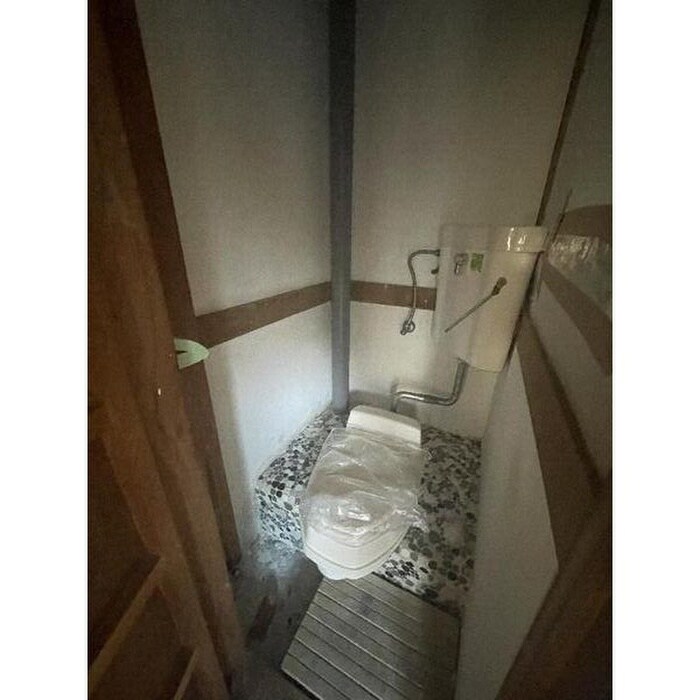 物件内観写真6　(トイレ)