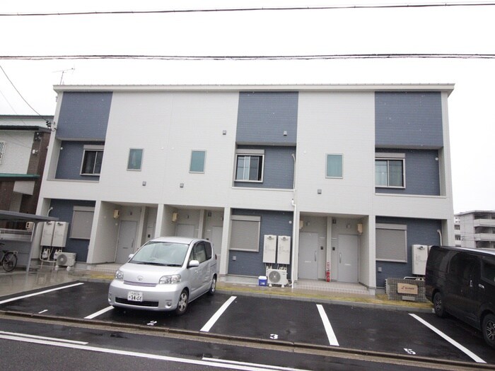 物件外観写真6　(外観写真)