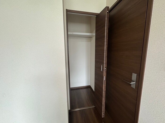 物件内観写真10　(収納)