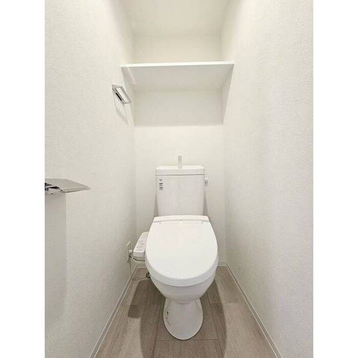 物件内観写真8　(トイレ)