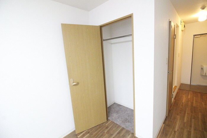 物件内観写真11　(収納)