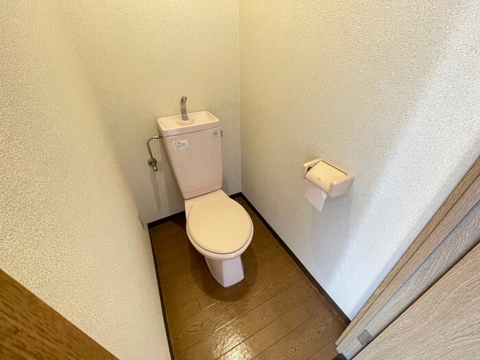 物件内観写真11　(トイレ)