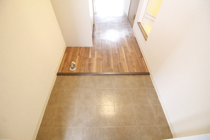 物件内観写真20　(廊下)