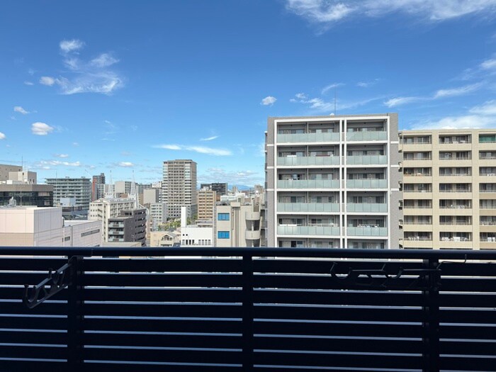 物件内観写真16　(室内からの展望)