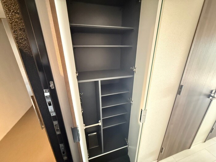 物件内観写真21　(靴箱)