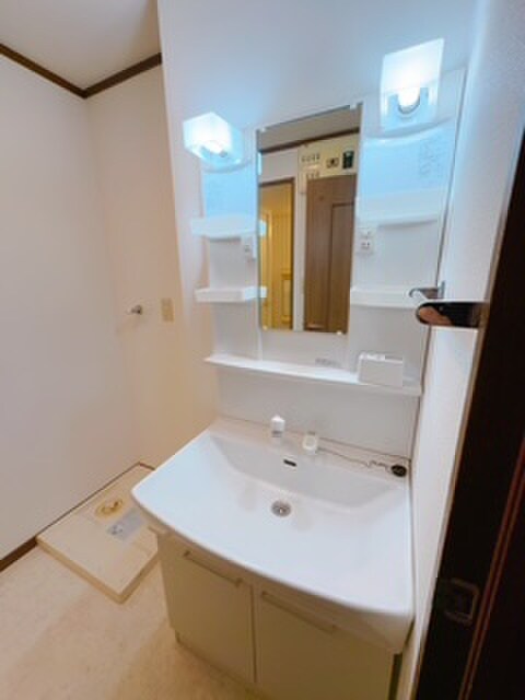物件内観写真15　(洗面)