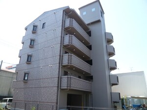 シャトゥルミエ－ル外観写真