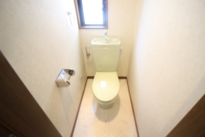 物件内観写真14　(トイレ)