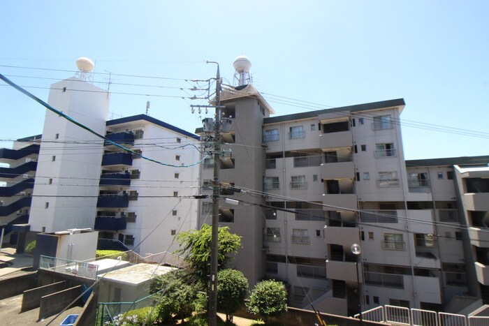 物件内観写真16　(室内からの展望)