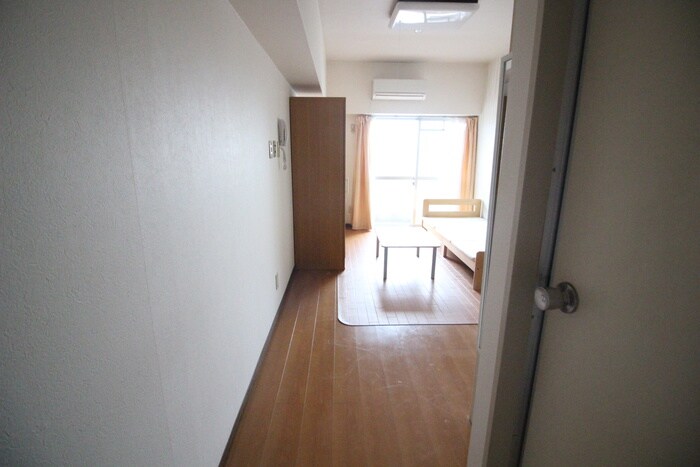 物件内観写真8　(廊下)