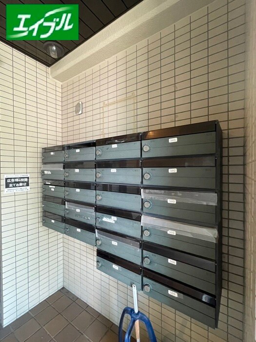 物件外観写真4　(建物設備)