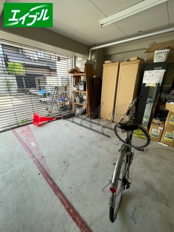 駐輪場