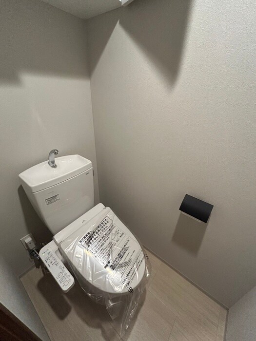 物件内観写真8　(トイレ)