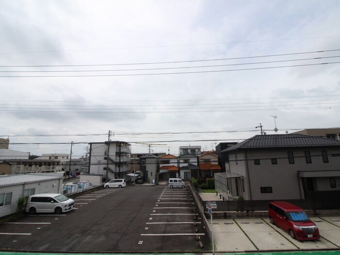 物件内観写真21　(室内からの展望)